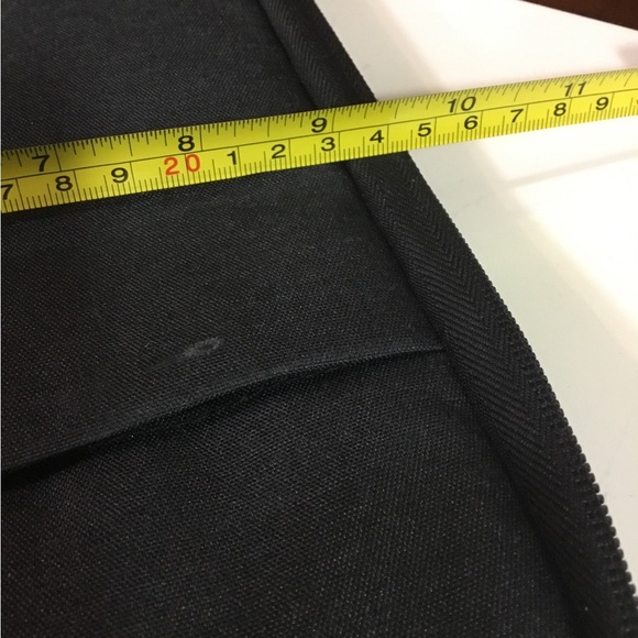 Egiant Carry All Solid Black Tablet Laptop Case Soft Gray Lining EUC 13 X 9.5 As - Picture 8 of 12